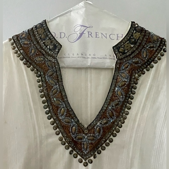 SULU SZ 12 TUNIC BEACH COVER-UP CREAM GAUZY FABRIC W/ BEADED TRIM - RUNS SMALL - Picture 2 of 6